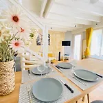 Cozy And Quiet House Close To Center Casa vacanze