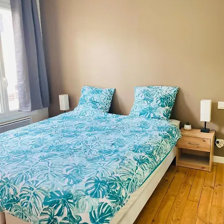 Cozy And Quiet House Close To Center
